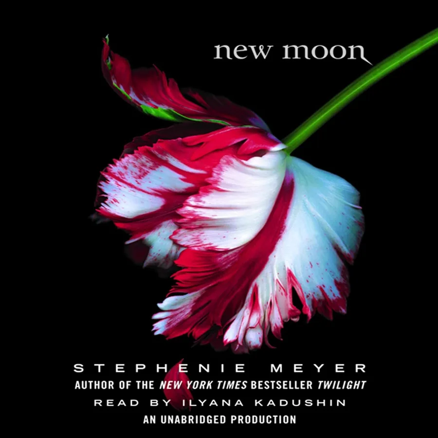 New Moon (The Twilight Saga Book 2) by Stephenie Meyer audiobook cover